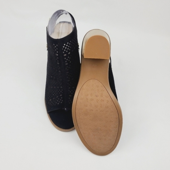 DV black chunky heel open toe ankle bootie size 9 - Picture 4 of 6